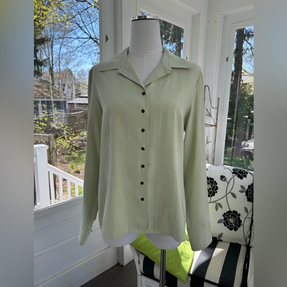 Talbots Apple Green Snap Button Up Blouse
